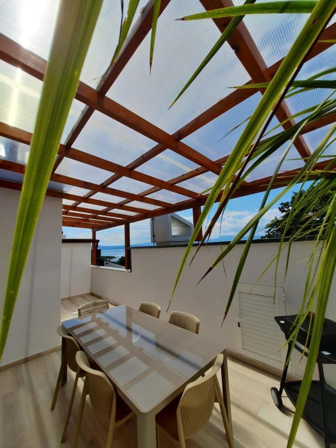 Njivice, Otok Krk, Apartman Dora Exterior foto